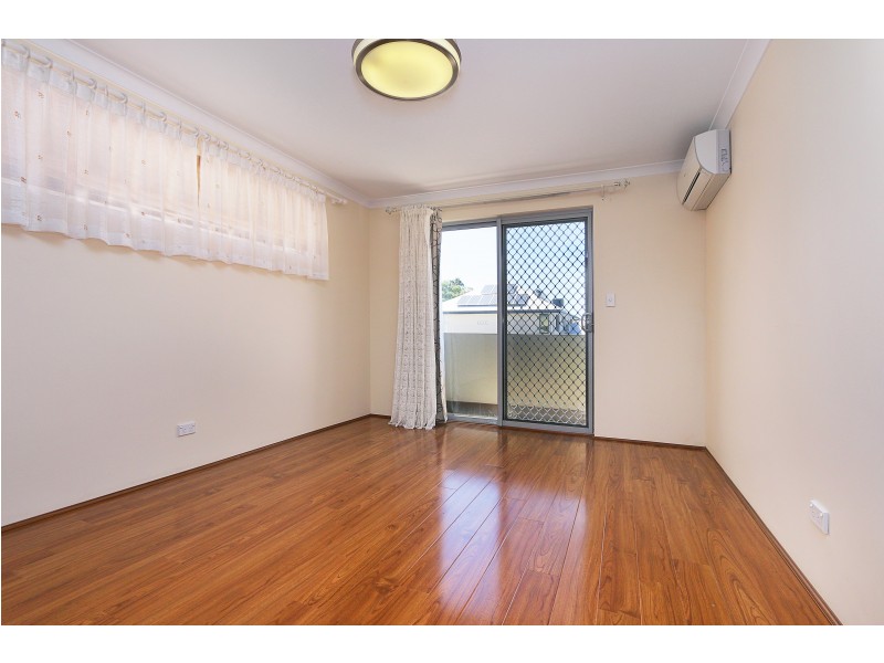 19 Fulbrooke Loop, Canning Vale WA 6155