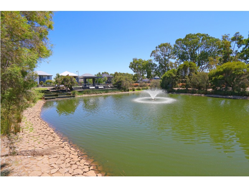 19 Fulbrooke Loop, Canning Vale WA 6155