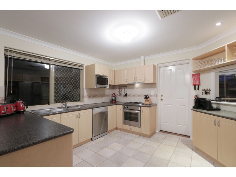 89 Sandringham Promenade, Canning Vale WA 6155