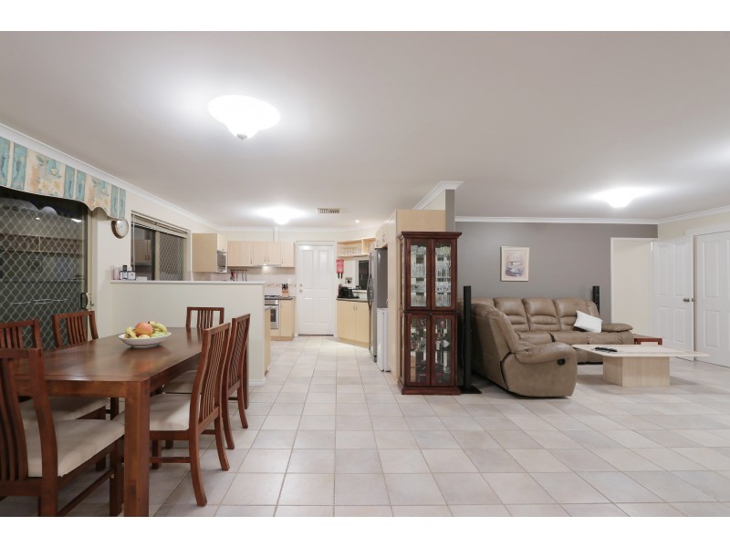 89 Sandringham Promenade, Canning Vale WA 6155