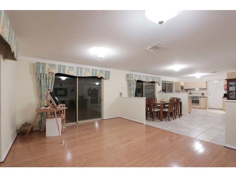 89 Sandringham Promenade, Canning Vale WA 6155