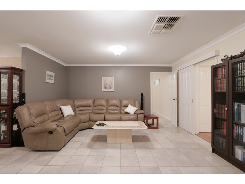 89 Sandringham Promenade, Canning Vale WA 6155