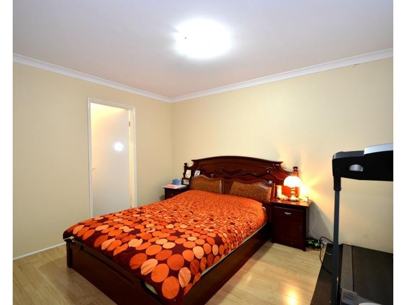 2/18 Panozza Circle, Maddington WA 6109