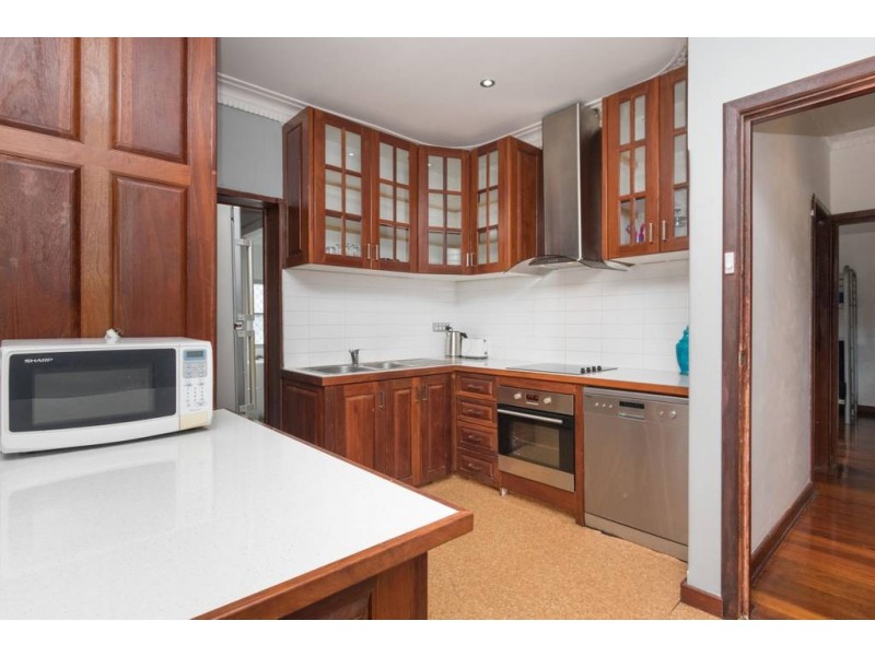 81 Edgecumbe Street, Como WA 6152