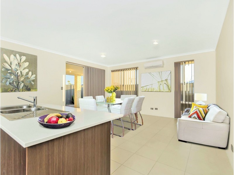 6 Farnese Way, Banksia Grove WA 6031