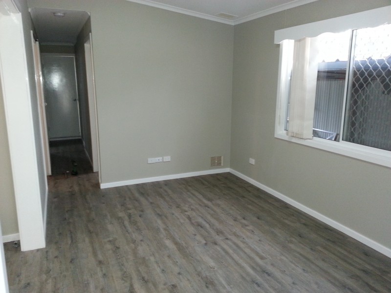 45 Rhodes Crescent, Calista WA 6167