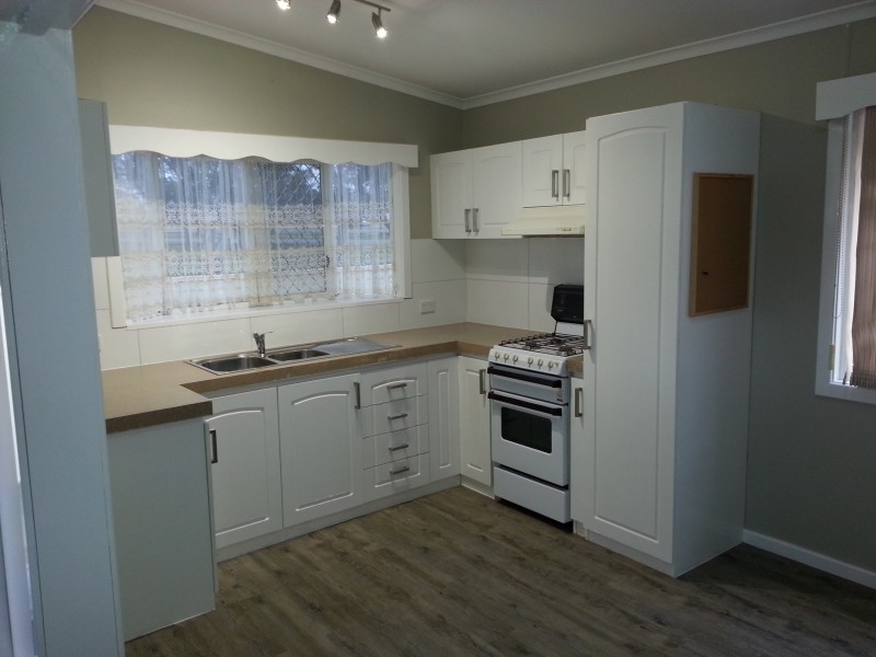 45 Rhodes Crescent, Calista WA 6167