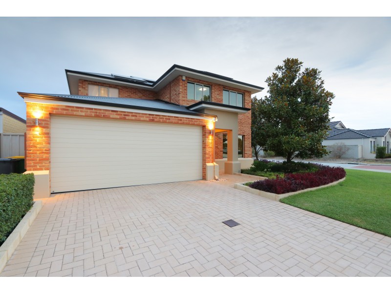 15 Clontarf Terrace, Canning Vale WA 6155