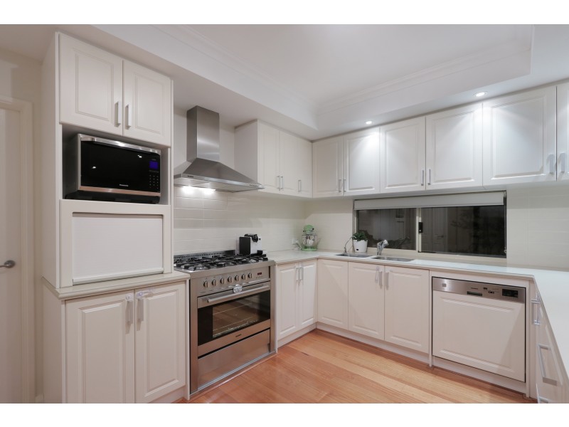 15 Clontarf Terrace, Canning Vale WA 6155