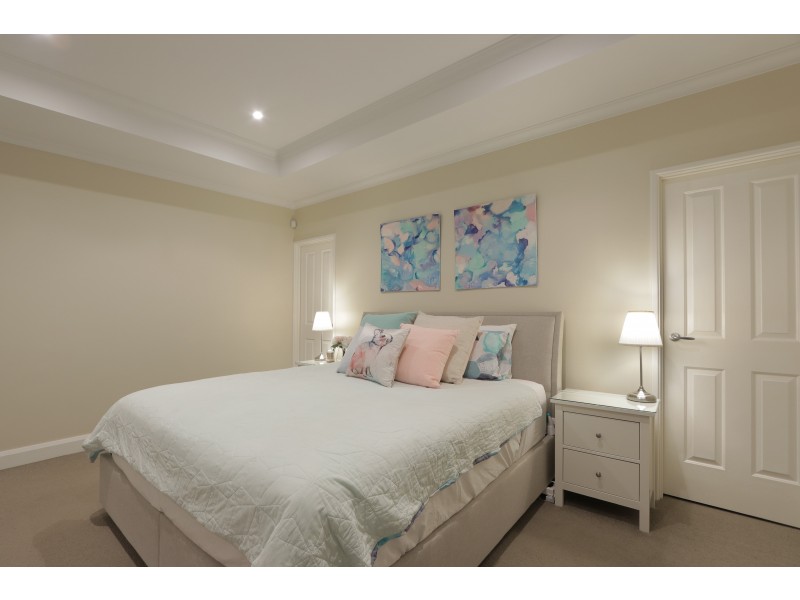 15 Clontarf Terrace, Canning Vale WA 6155