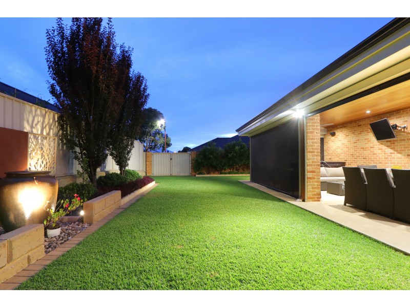 15 Clontarf Terrace, Canning Vale WA 6155