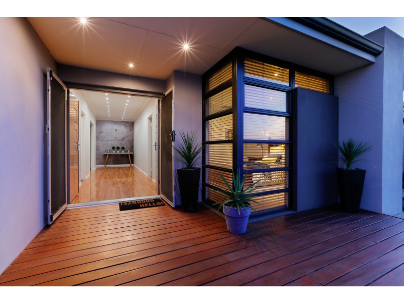 37 Archdale Loop, Piara Waters WA 6112