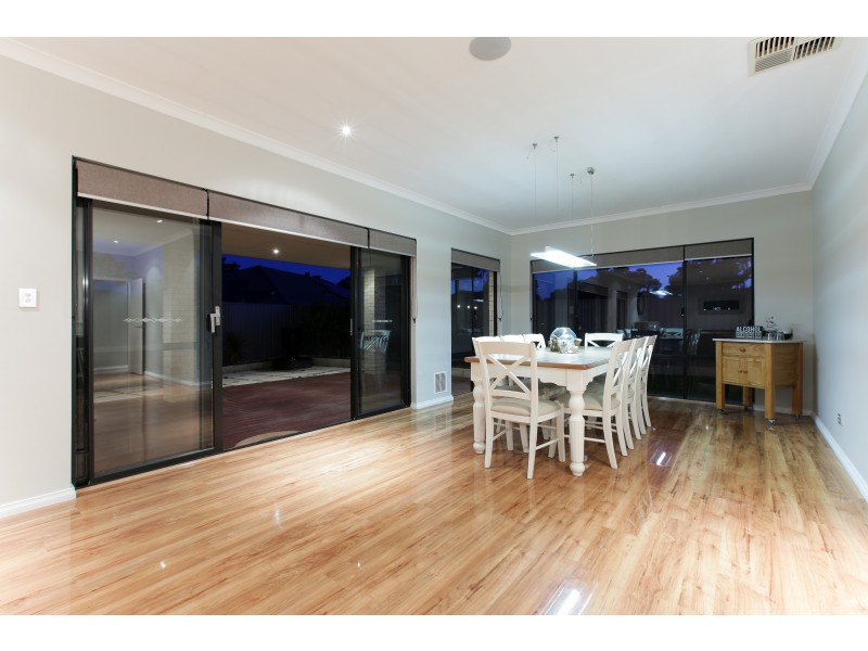 37 Archdale Loop, Piara Waters WA 6112
