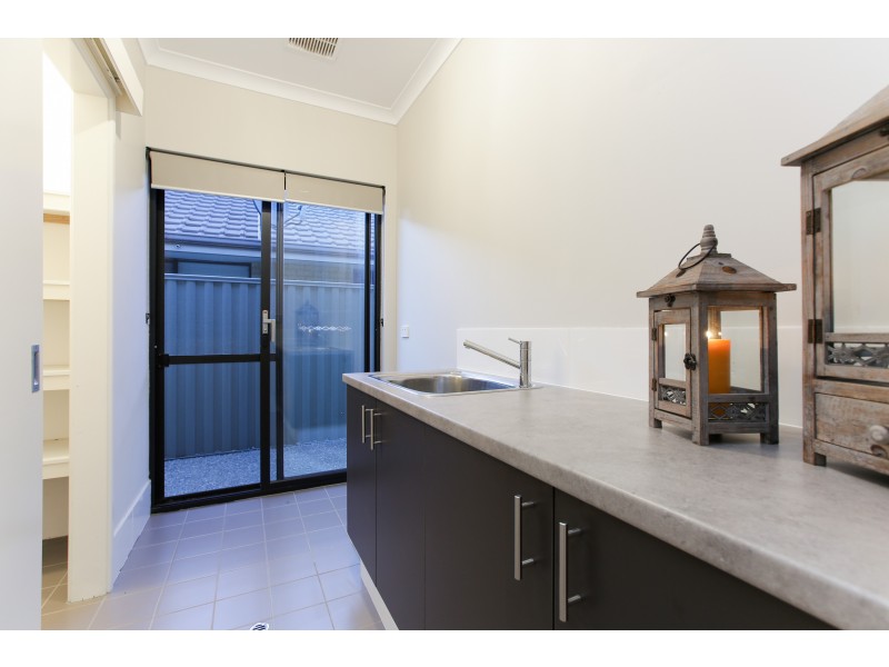 37 Archdale Loop, Piara Waters WA 6112