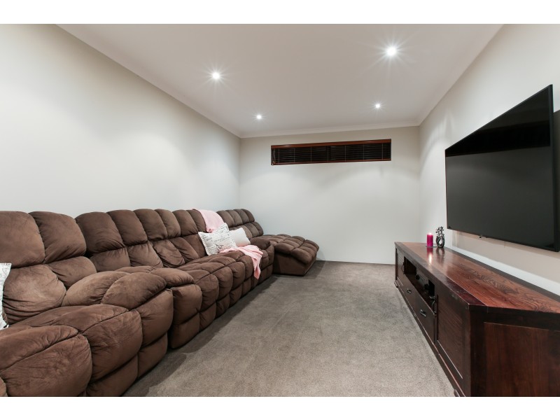 37 Archdale Loop, Piara Waters WA 6112