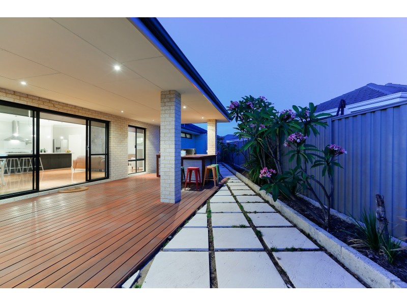 37 Archdale Loop, Piara Waters WA 6112