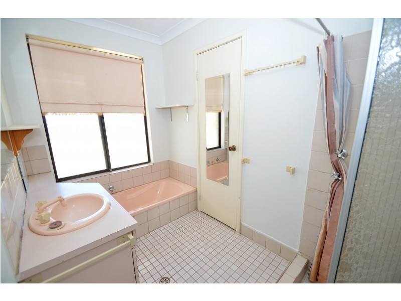 3 Fantail Way, Huntingdale WA 6110