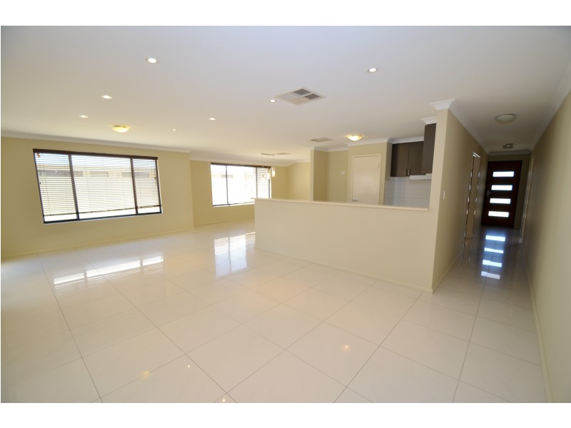 5 Meerup Lane, Gosnells WA 6110