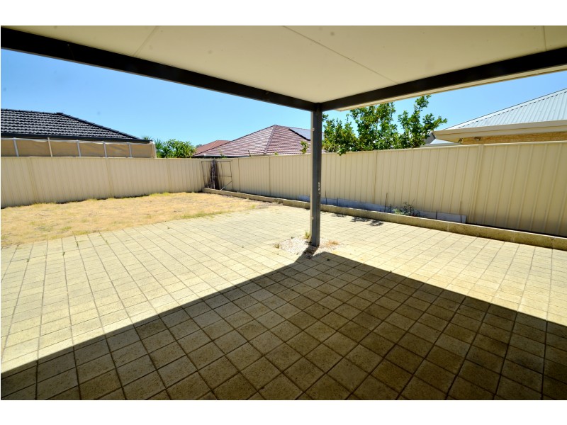 5 Meerup Lane, Gosnells WA 6110
