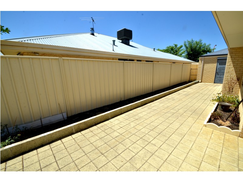 5 Meerup Lane, Gosnells WA 6110