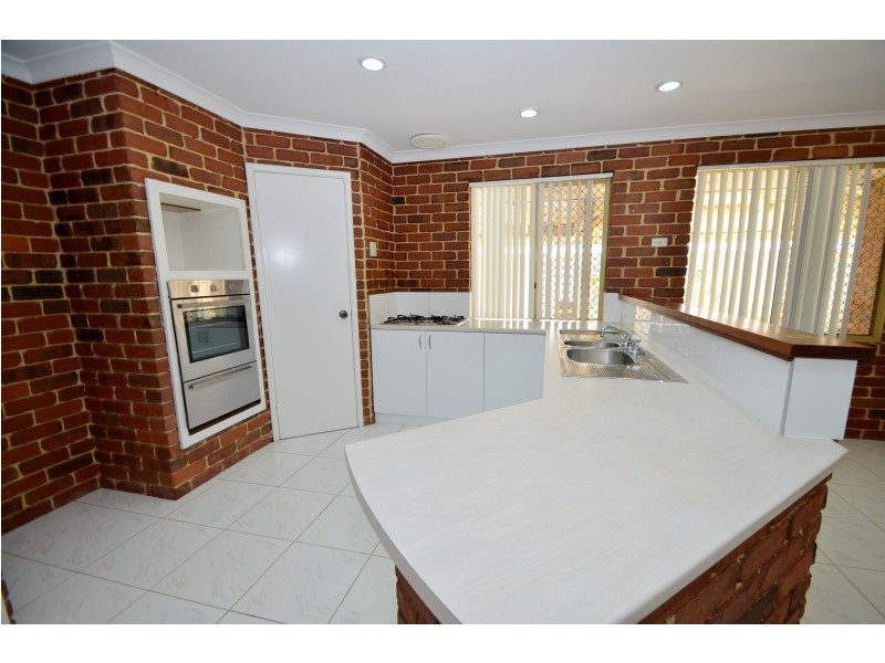 35 Sandridge Street, Gosnells WA 6110