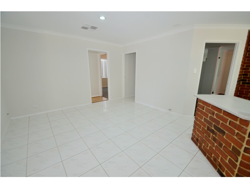35 Sandridge Street, Gosnells WA 6110