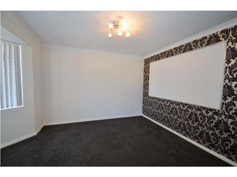 35 Sandridge Street, Gosnells WA 6110