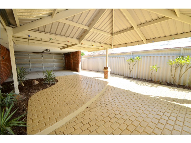 35 Sandridge Street, Gosnells WA 6110