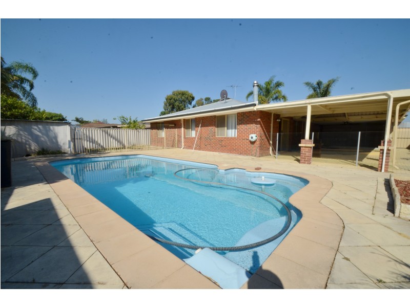 35 Sandridge Street, Gosnells WA 6110