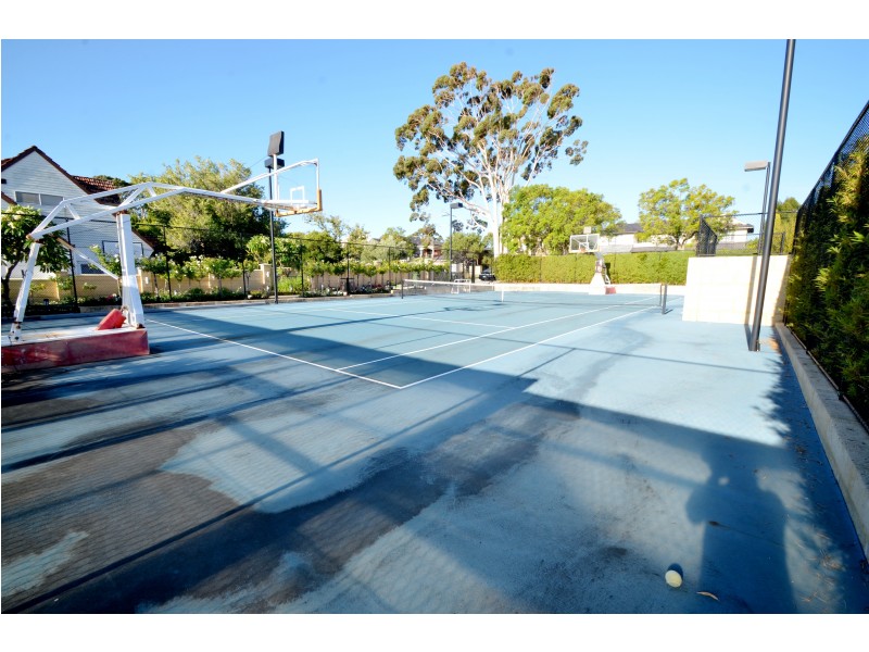 33 Matheson Road, Applecross WA 6153