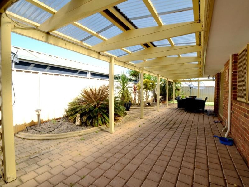 7 Lucinda Court, Huntingdale WA 6110