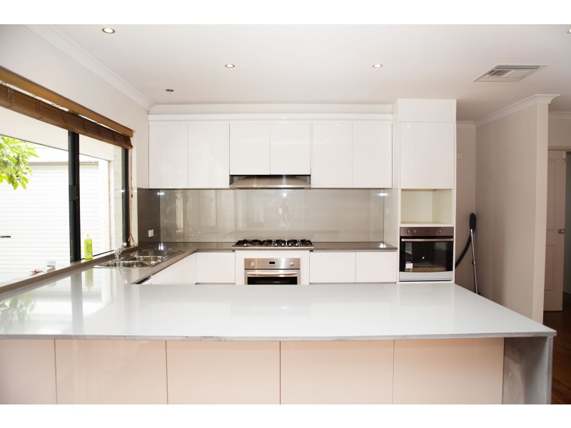 41 Waterview Parade, Southern River WA 6110