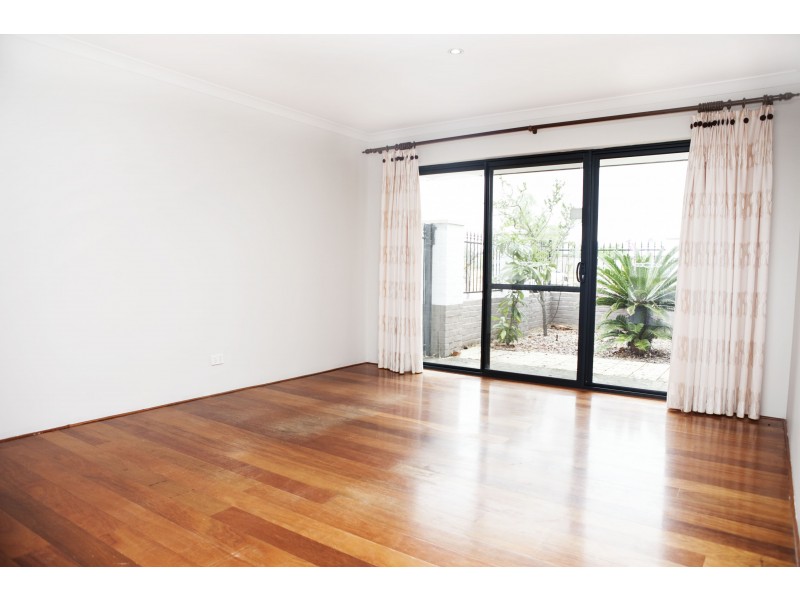 41 Waterview Parade, Southern River WA 6110