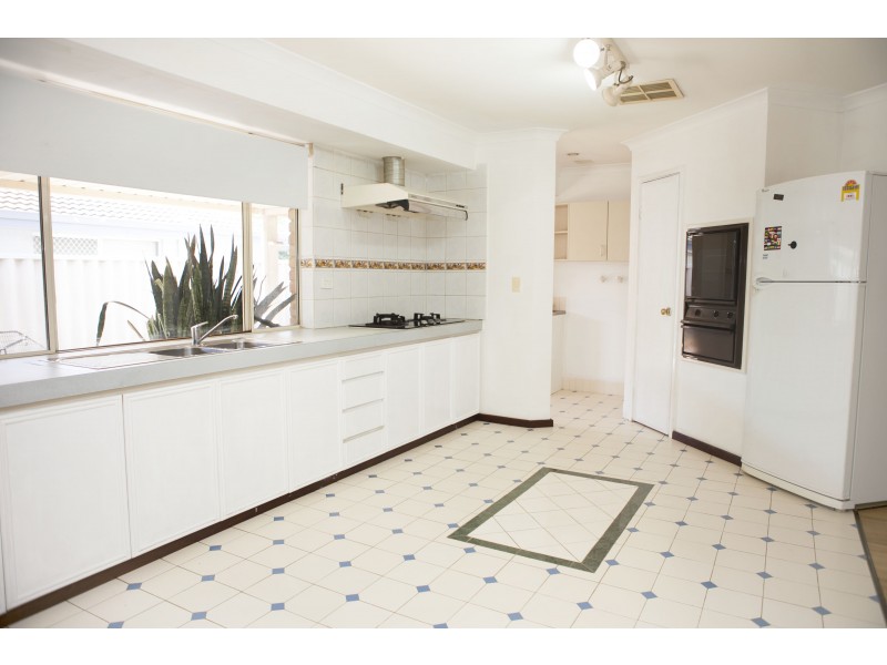 197 Warton Road, Thornlie WA 6108