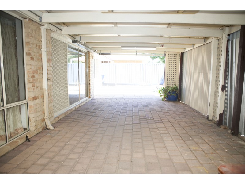 197 Warton Road, Thornlie WA 6108