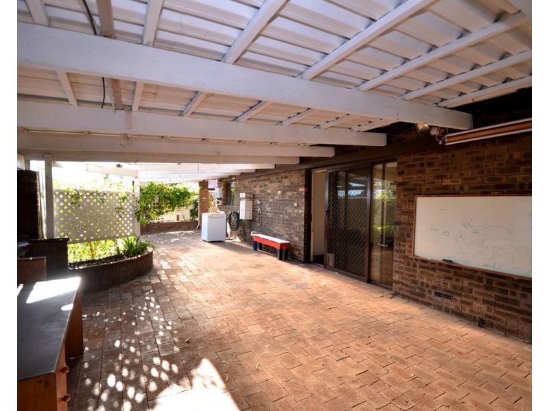 29 Romney Way, Parkwood WA 6147