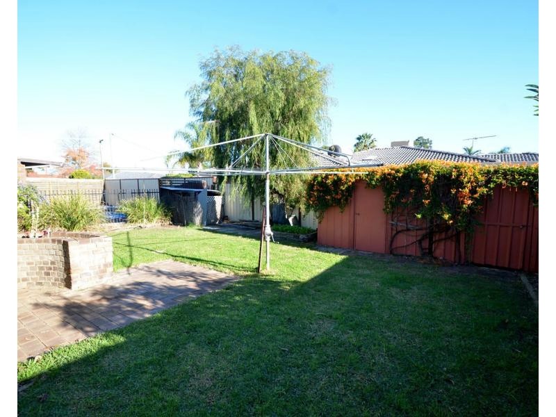 29 Romney Way, Parkwood WA 6147