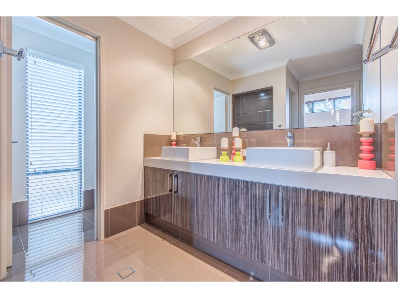 4 Newquay Street, Harrisdale WA 6112