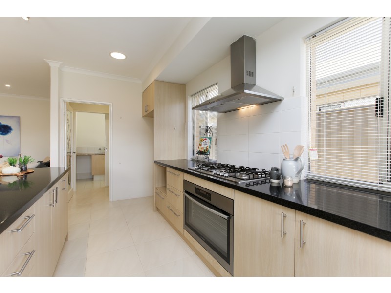 3 Wolfson Way, Piara Waters WA 6112