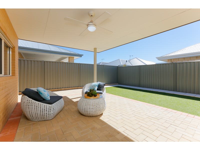 3 Wolfson Way, Piara Waters WA 6112