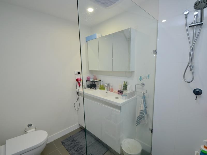 606/60 Grose Ave, Cannington WA 6107