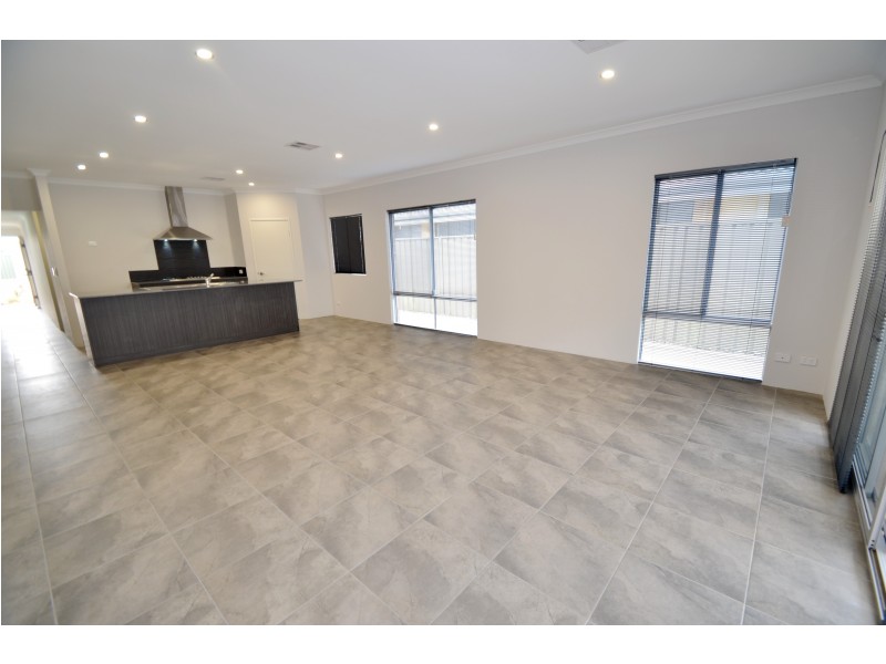 34 Malabar Street, Byford WA 6122