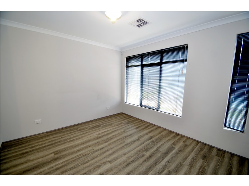 34 Malabar Street, Byford WA 6122