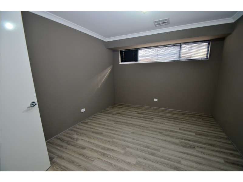 34 Malabar Street, Byford WA 6122