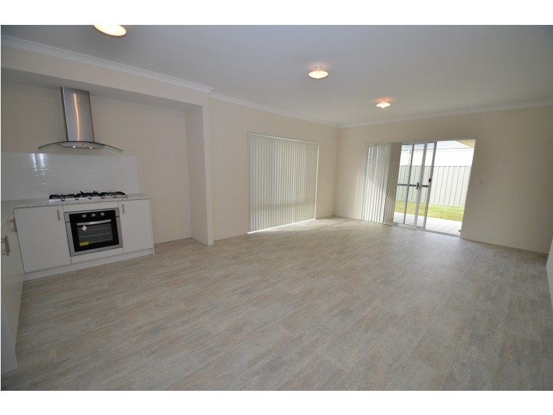 72 Setosa Loop, Byford WA 6122