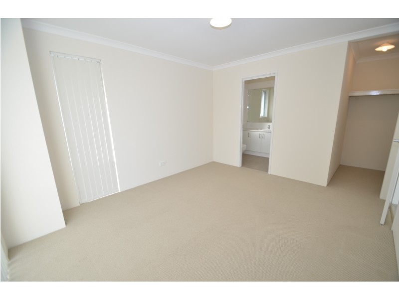 72 Setosa Loop, Byford WA 6122