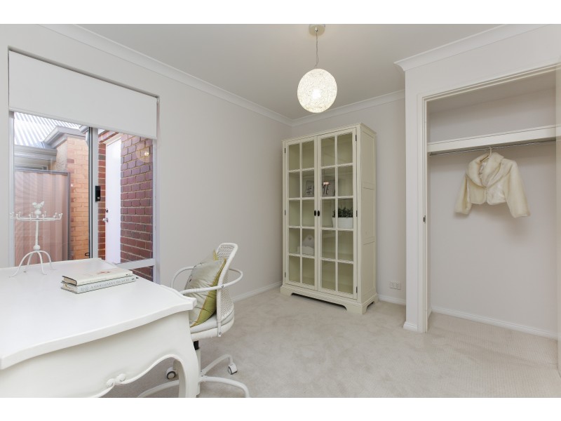 14 Frost Bend, Piara Waters WA 6112