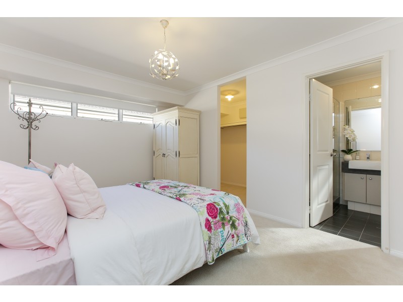 14 Frost Bend, Piara Waters WA 6112