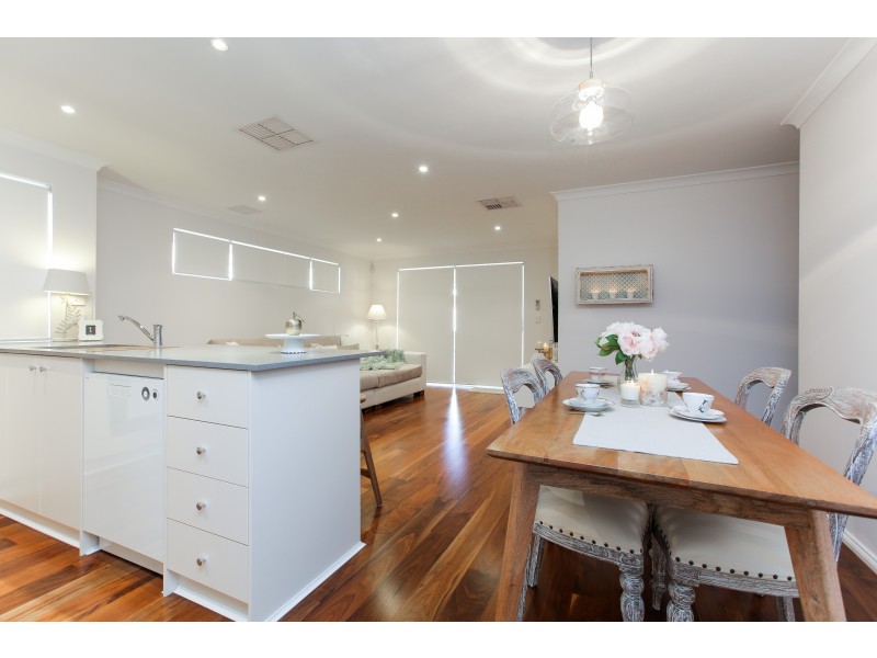 14 Frost Bend, Piara Waters WA 6112