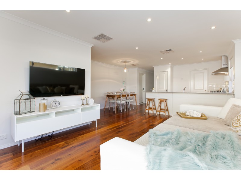 14 Frost Bend, Piara Waters WA 6112